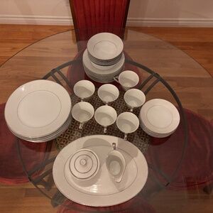 Vintage Barker Bros Dinnerware Set – Never Used – 1967 – Made in Japan